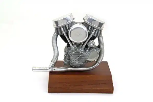 Large panhead motor model