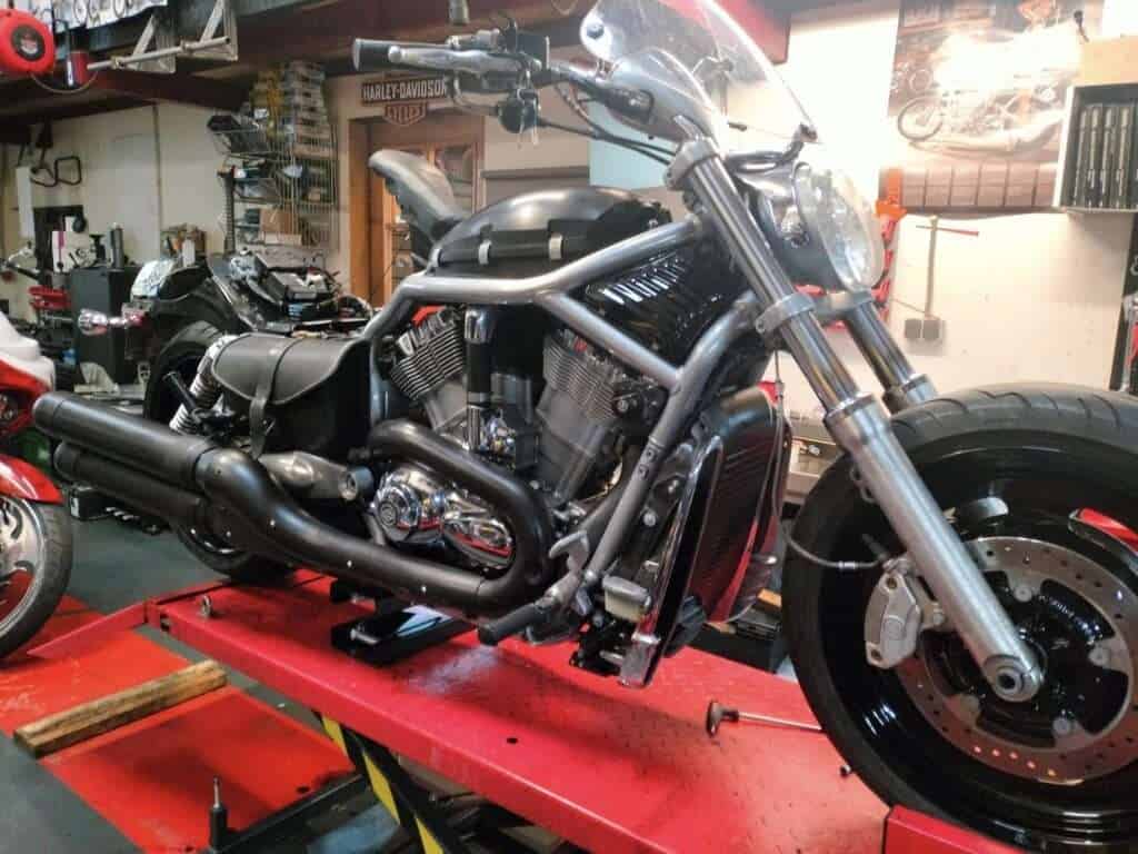 vrod repainted in black 6