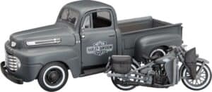 Ford 1948 F-1 Pickup/1942 WLA  1:24 - Image 2