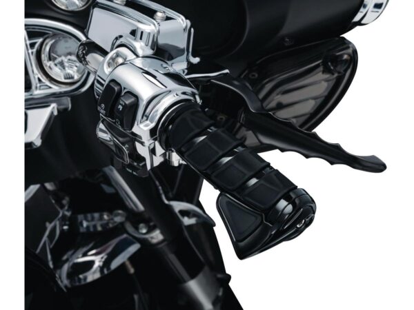 Kinetic Throttle Boss Black