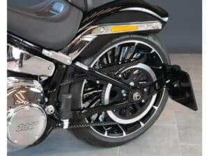 Belt Guard for M8 Softails Black Powder Coated - Image 3