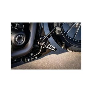 Mid- to Forward Control Conversion Kit for Softail M8 Black