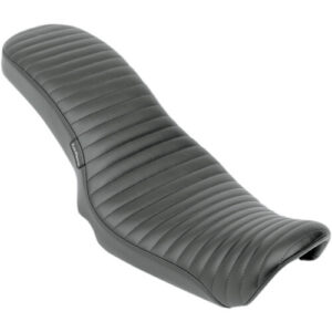 Cobra 2-up seat. Pleated 06-17 FLD/FXD Dyna