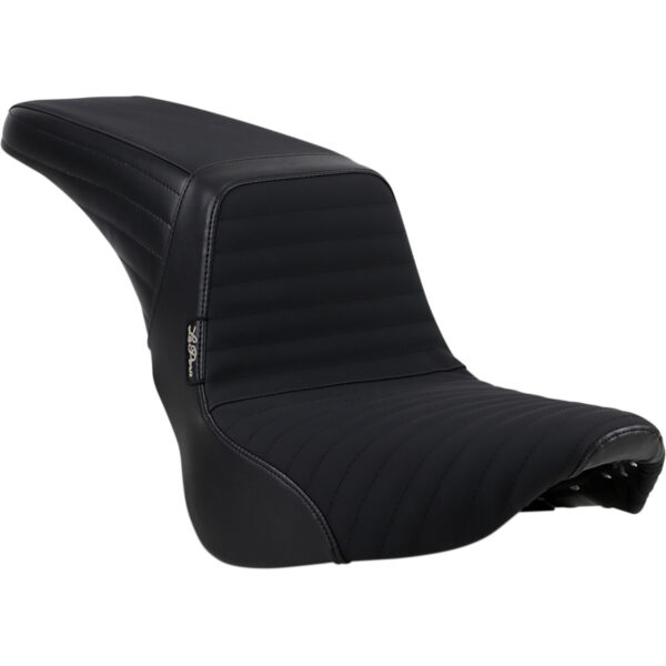 Kickflip seat - pleated grip fits: > softail 2018-2022