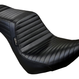 TailWhip 2-up seat Pleated Fits: > 18-23 FXLR/ FXLRS/ FXLRST/ FLSB