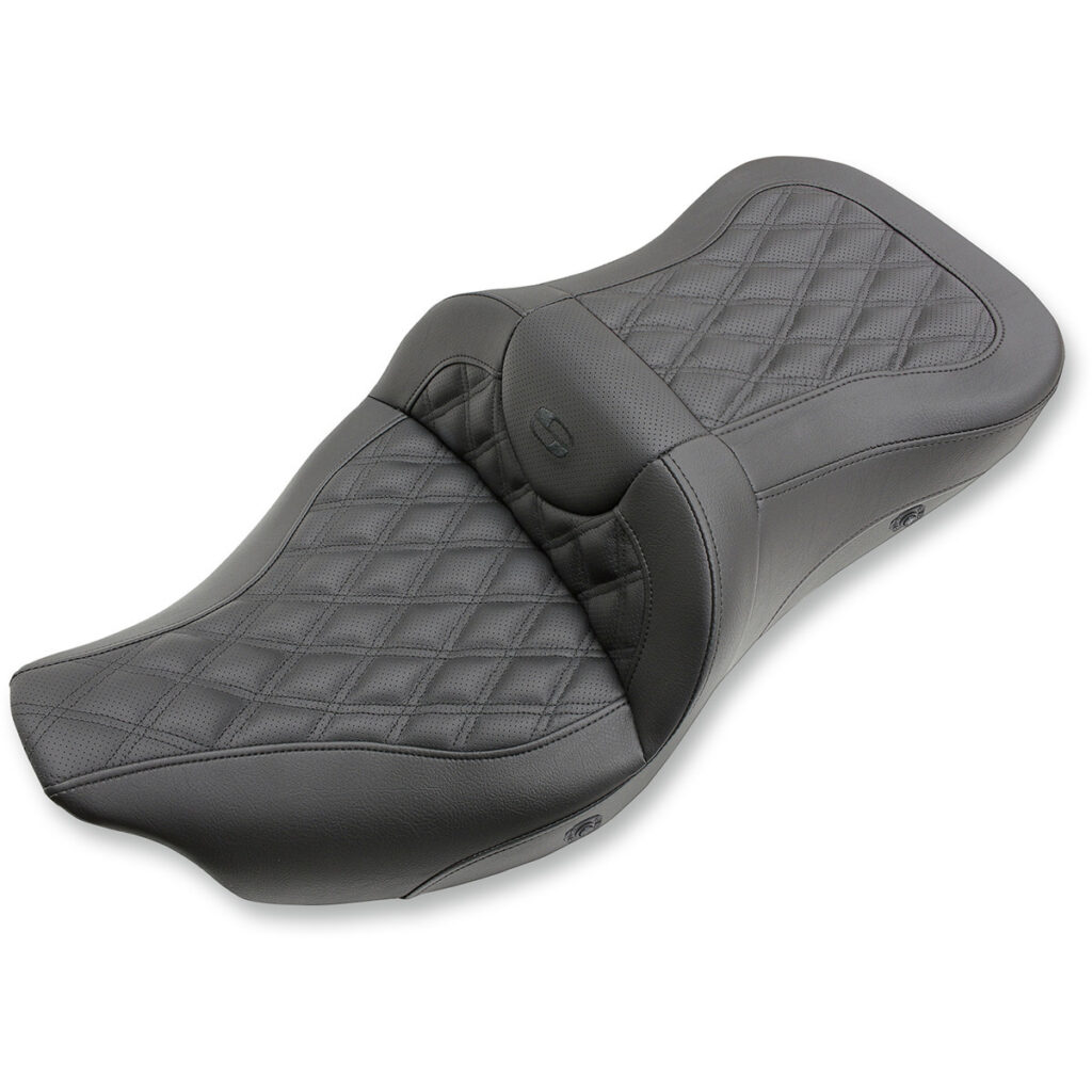 heated extended Reach Road Sofa Seat with or without driver’s backrest Fits: > 08‐22 Touring