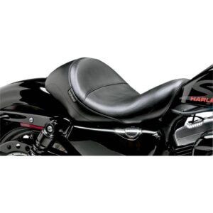 seat solo Aviator Smooth 2004-2022 Sportster XL with 3.3 Gallon Tank
