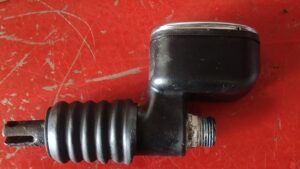 master cylinder rear brake