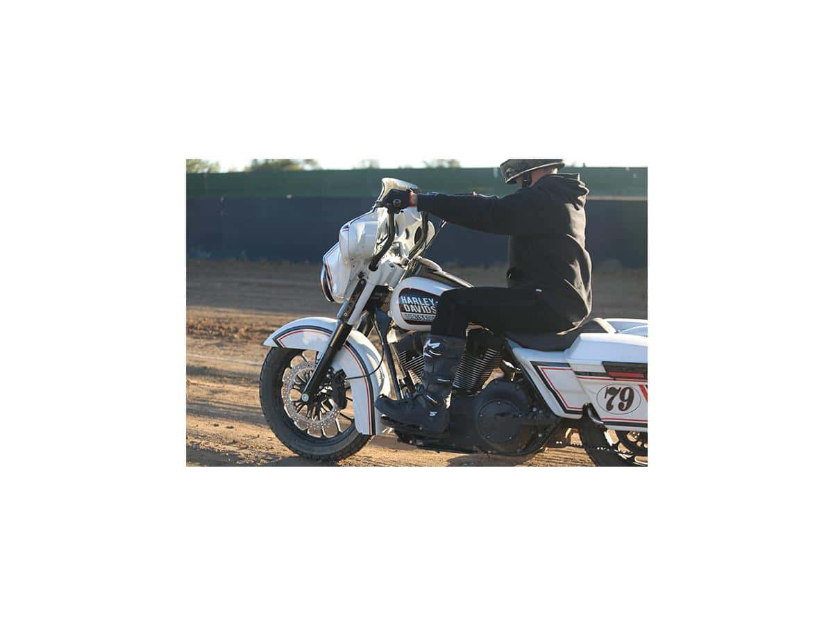 Mx-style passenger floorboards black powder coated satin Mx-style passenger floorboards black powder coated satin