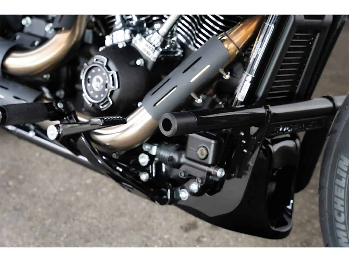 Cult-werk-club-style-crash-bar-gloss-black-powder-coated-2 Cult werk club style crash bar gloss black powder coated 2