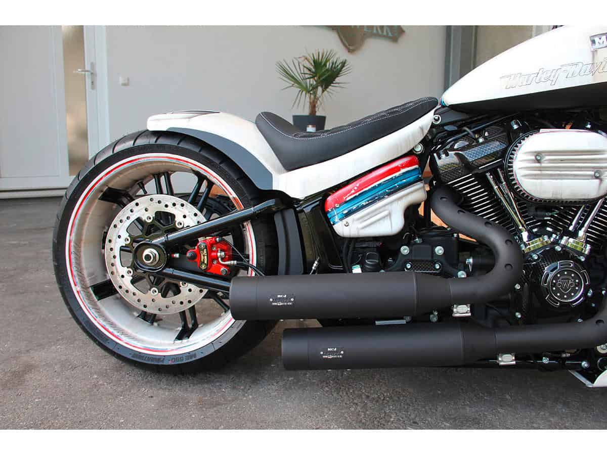 Racing side cover slotted ready to paint Racing side cover slotted ready to paint