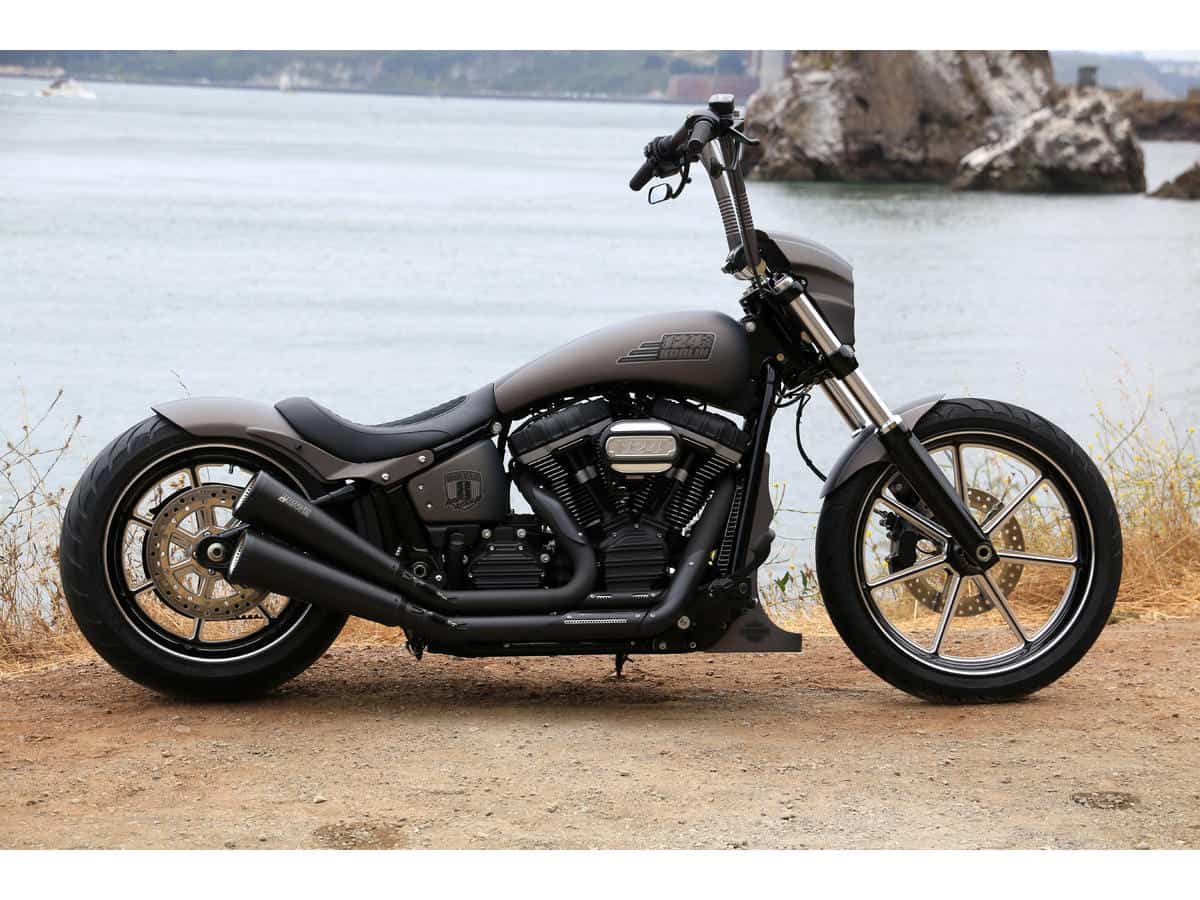 Stretched gas tank for m8 breakout, 18-19, 23-24 fxbr, 18-20 fxbrs 114, 18 fxbrs 114 anx, 21-22 fxbrs 1 Kodlin