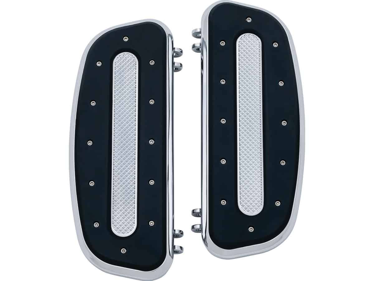 Heavy industry floorboards chrome 1 Kuryakyn