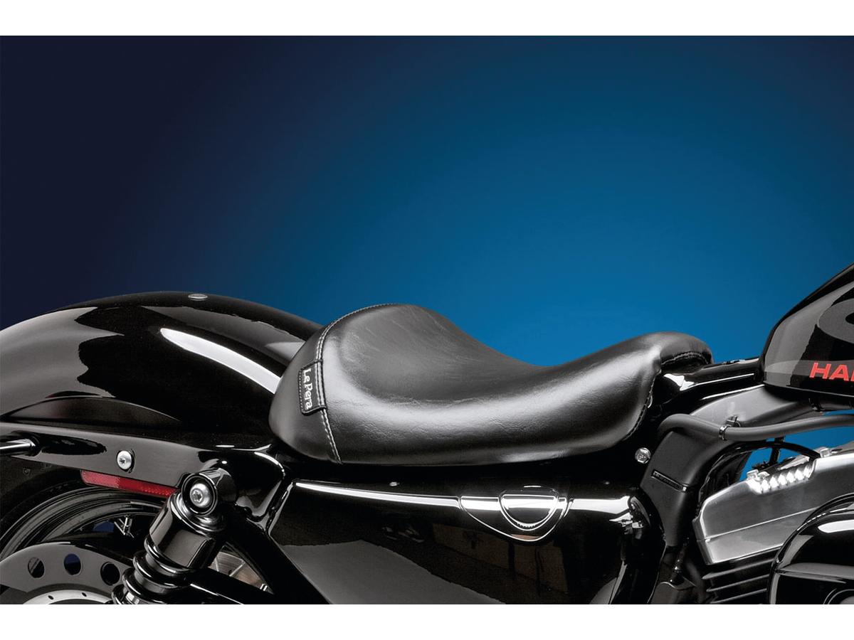 Bare bones solo seat smooth black vinyl, 11-20 xl1200x, 12-16 xl1200v, 18 xl1200x anx, 19-20 xl1200xs 1 Le pera