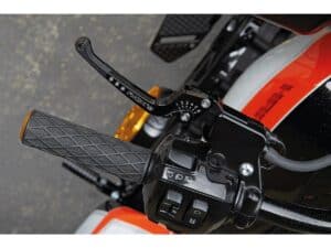 Good Guys Adjustable Brake and Clutch Lever Kit Black Anodized Cable Clutch, 25 Touring, 23-24 FLHXSE, 23-24 FLTRXSE, 24 FLHX, 24 FLTRX, 24 FLTRXSTSE, (except 25 FLHRXS) - Image 3