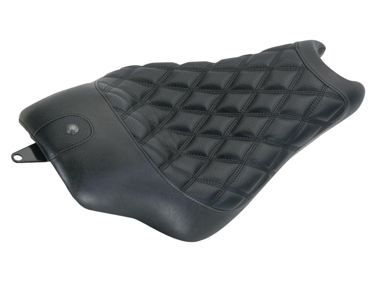 Boss diamond solo seat black vinyl, 04-08 xl1200r, 04-09 xl883, 05-20 xl883l, 05-15 xl883r, 06-10 xl1200l, 08-12 xl1200n, 09-20 xl883n, 12-16 xl1200v, 14-18 xl1200t, 16-20 xl1200cx, 19-20 xl1200ns, 20 xl 1200t, (except 04-20 xl1200c, 04, 07 xl53c, 05-06 xl(h)53c, 08-10 xl883c, 10-20 xl1200x, 13 xl1200c anv, 13-16 xl1200ca, 13-17 xl1200cb, 18 xl1200x anx, 19-20 xl1200xs) 1 Roland sands design