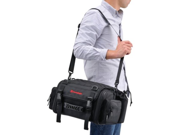 Expandable Seatbag Variable volume of 20 - 26 l Black