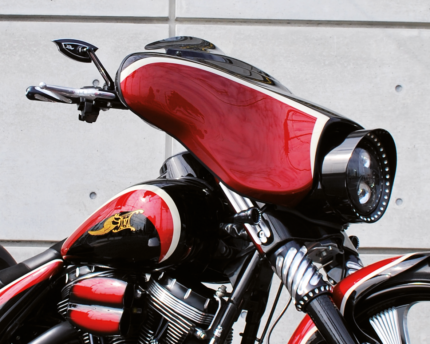 Vanquish Mirror Black&MachineCut Left